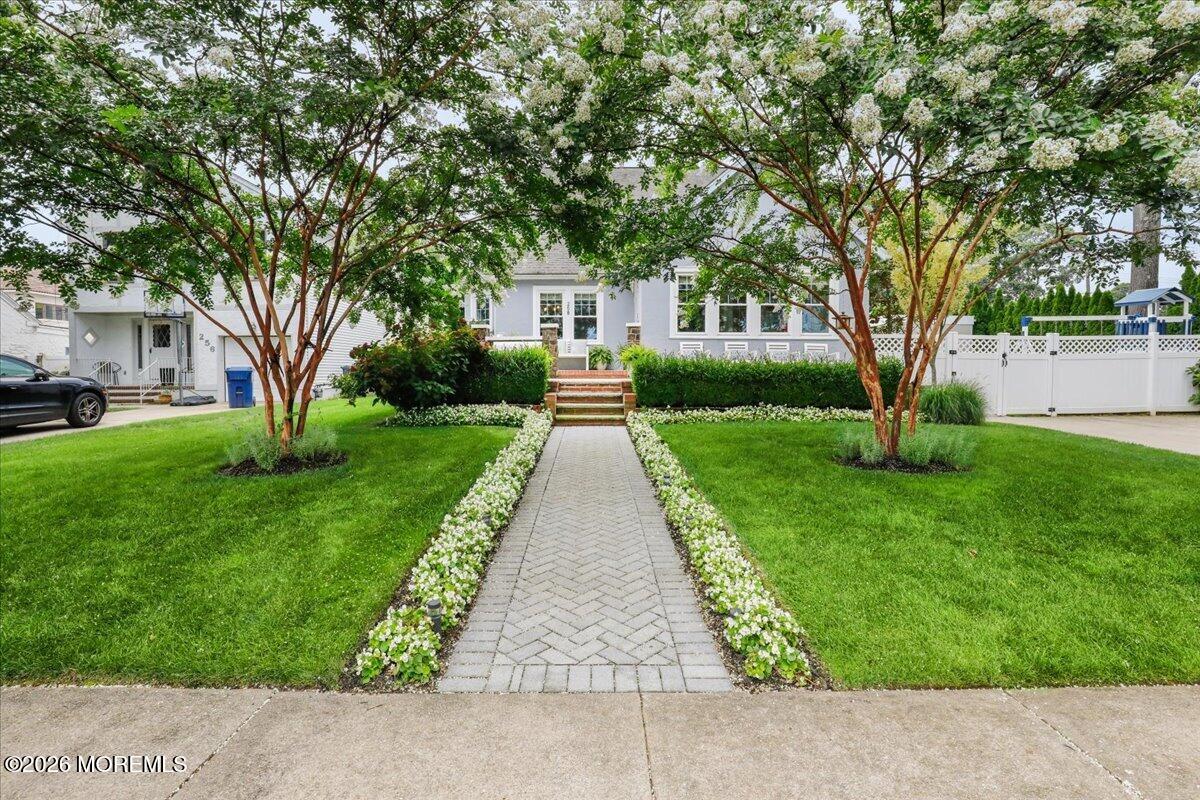 258 Lawrence Avenue Oakhurst NJ 07755