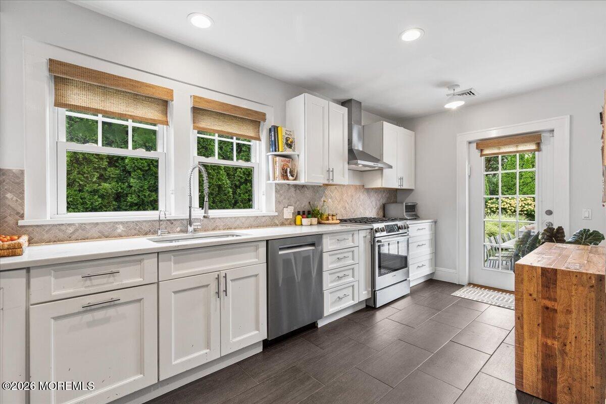 258 Lawrence Avenue Oakhurst NJ 07755