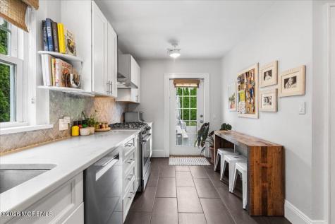 258 Lawrence Avenue Oakhurst NJ 07755