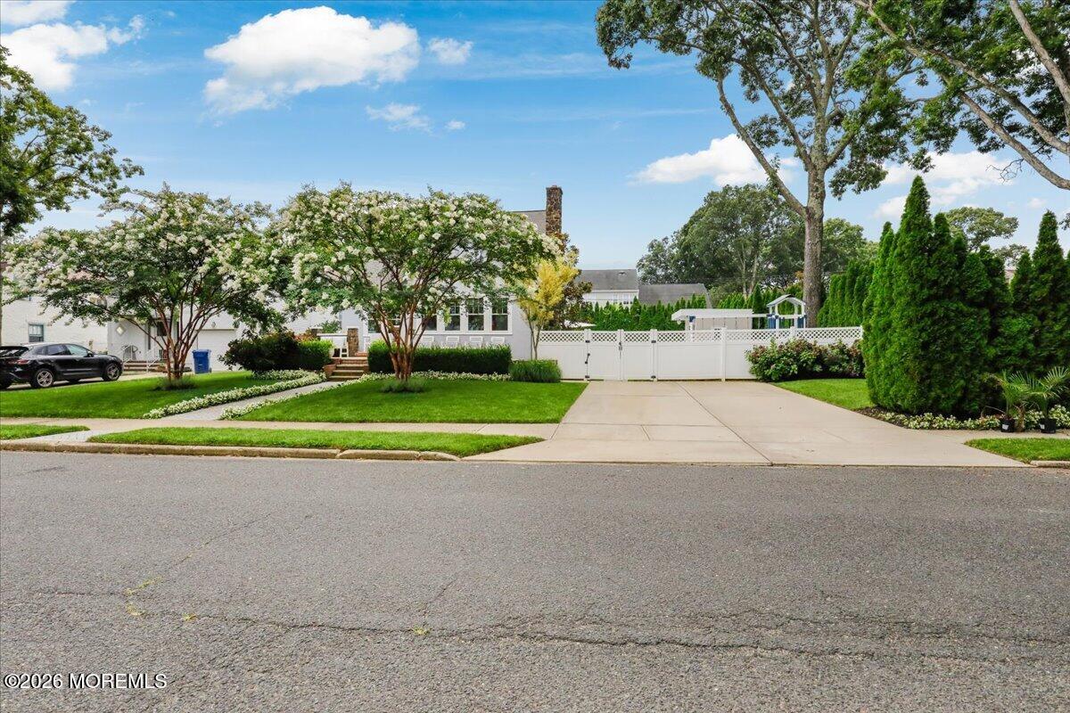 258 Lawrence Avenue Oakhurst NJ 07755