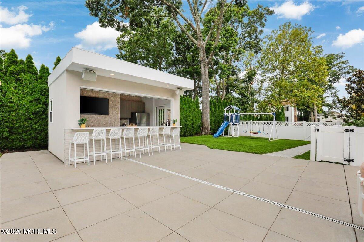 258 Lawrence Avenue Oakhurst NJ 07755