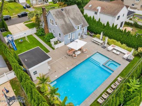 258 Lawrence Avenue Oakhurst NJ 07755