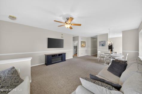 71 Burholme Drive Robbinsville NJ 08691