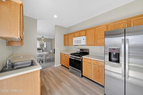 71 Burholme Drive Robbinsville NJ 08691