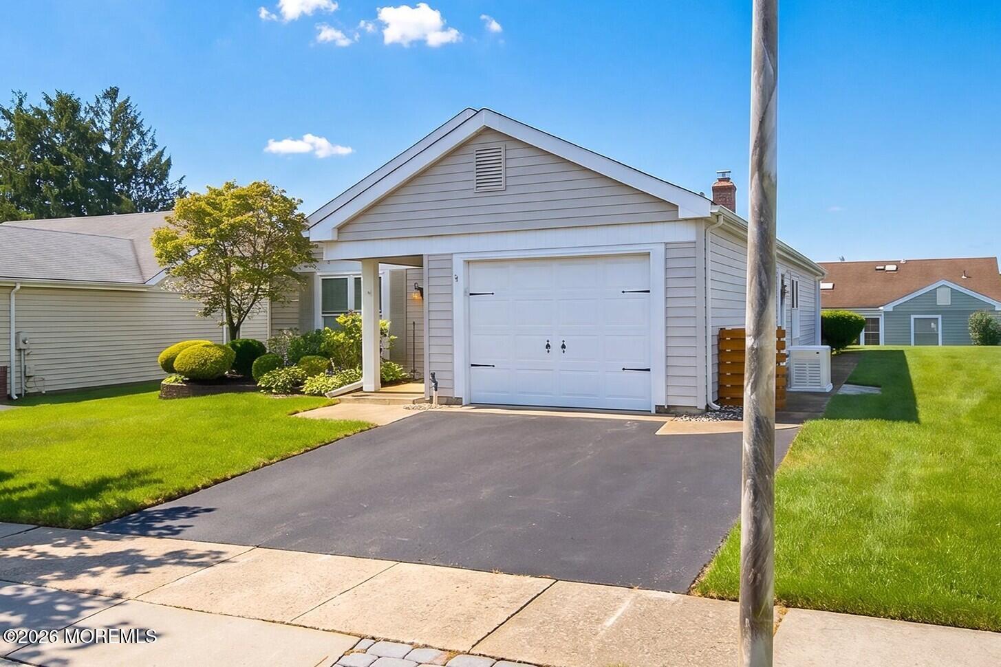 15 Sandhurst Street Manchester NJ 08759