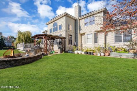 185 Dayna Court Toms River NJ 08753