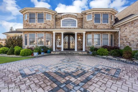 185 Dayna Court Toms River NJ 08753