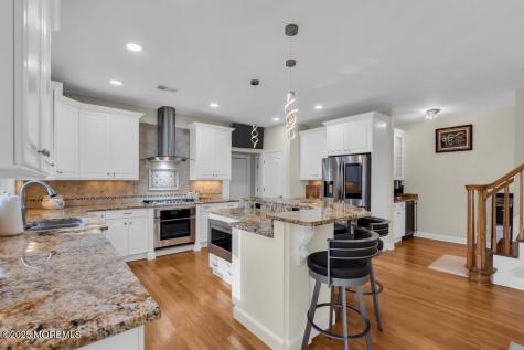 185 Dayna Court Toms River NJ 08753