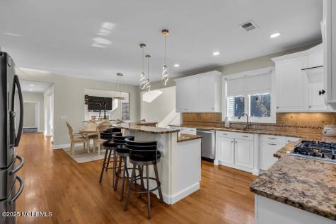 185 Dayna Court Toms River NJ 08753