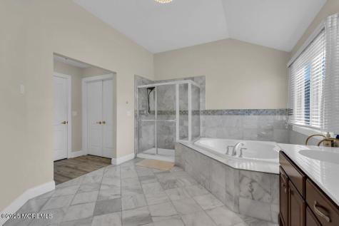 185 Dayna Court Toms River NJ 08753