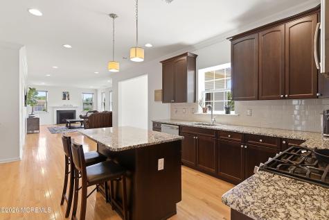 6 Valley Court Cream Ridge NJ 08514