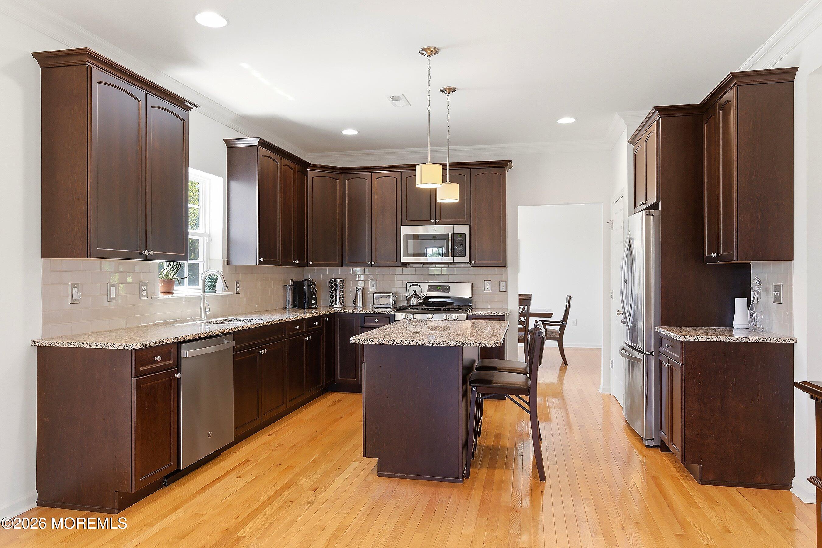 6 Valley Court Cream Ridge NJ 08514