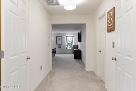 6 Valley Court Cream Ridge NJ 08514