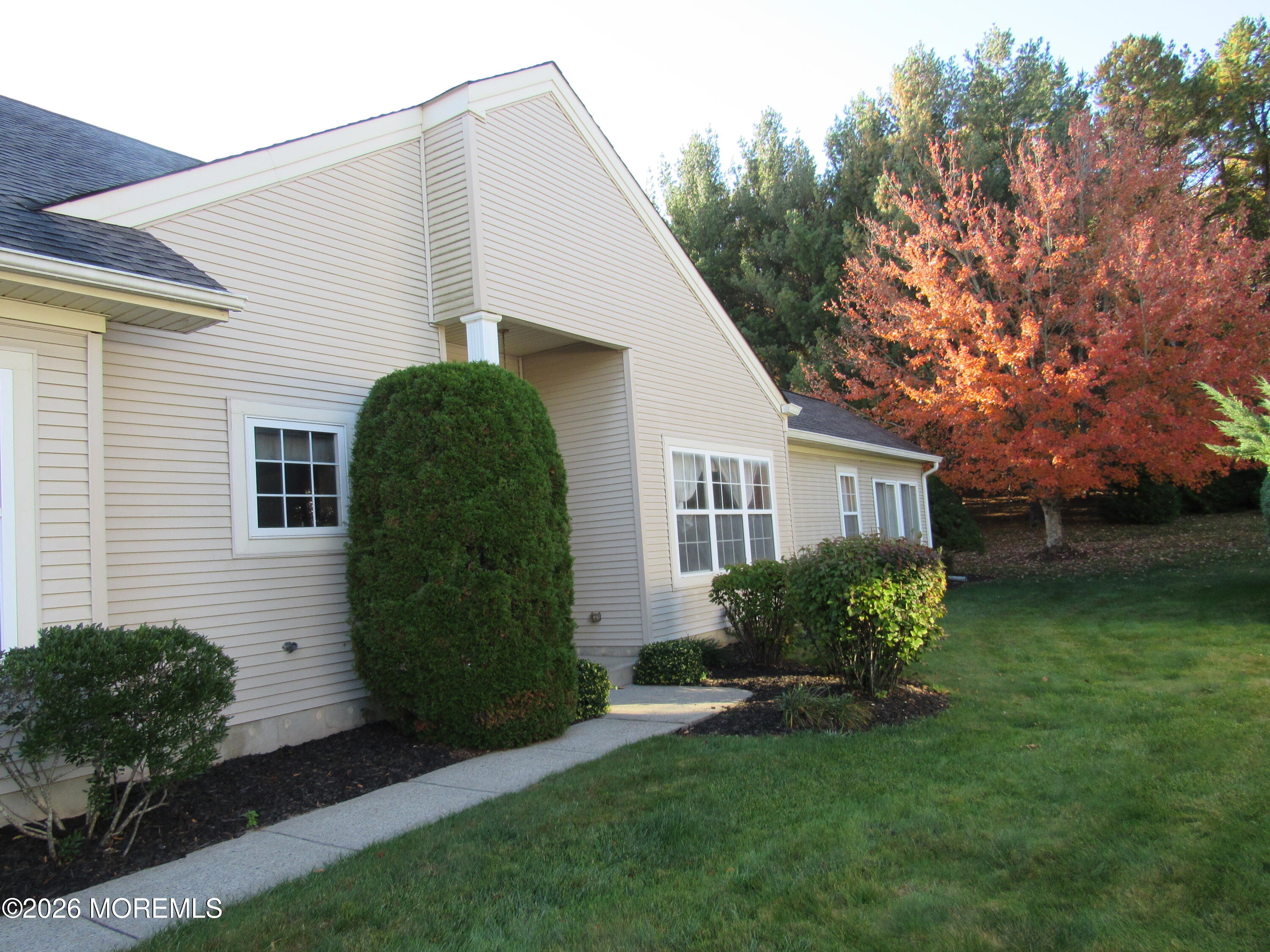 20 Belvedere Drive S Manchester NJ 08759