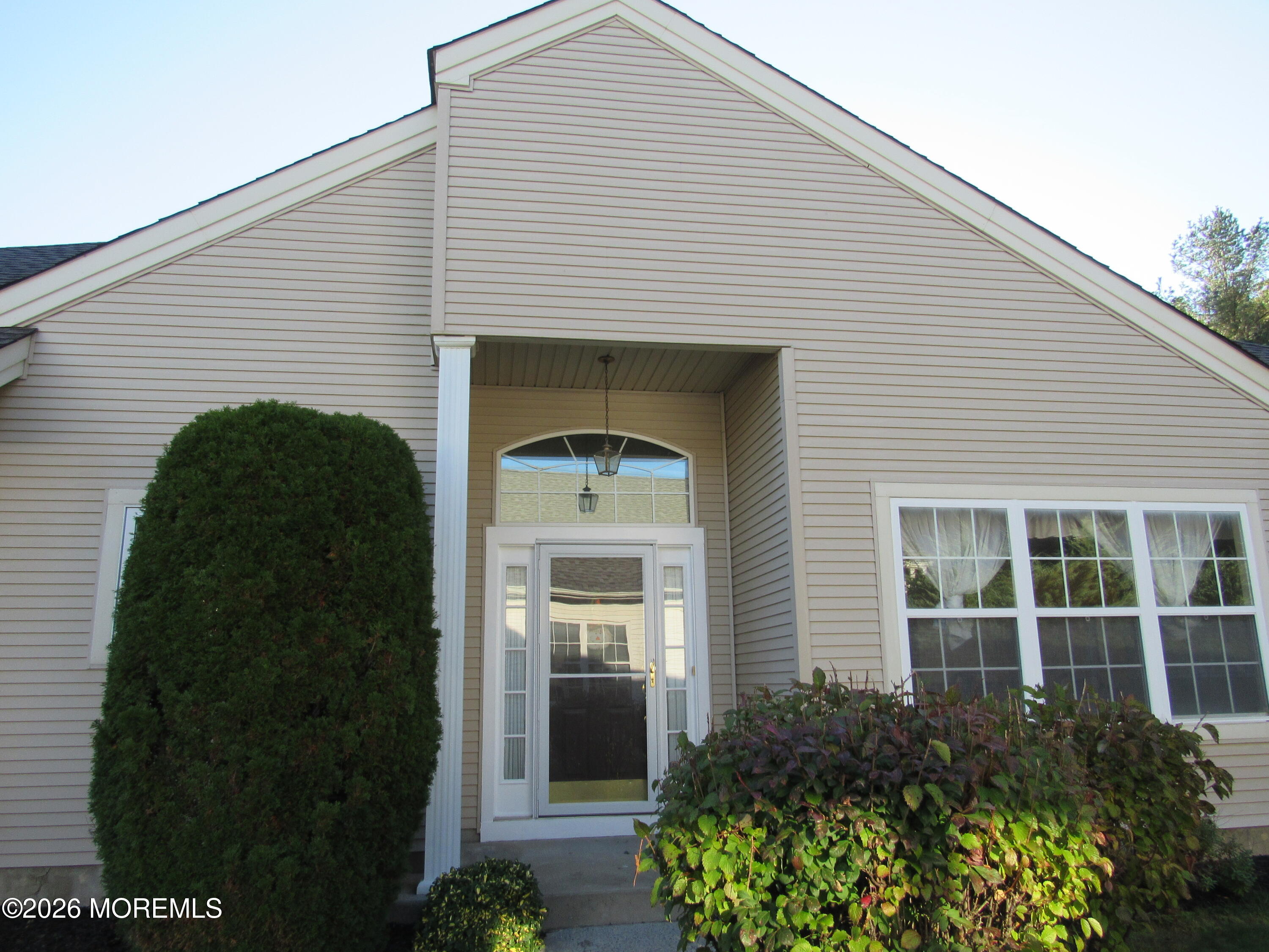 20 Belvedere Drive S Manchester NJ 08759