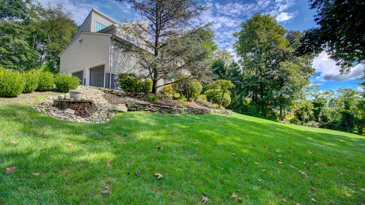 314 Sweetmans Lane Millstone NJ 08535