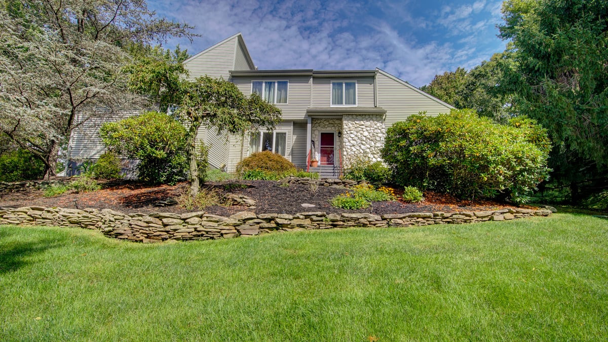 314 Sweetmans Lane Millstone NJ 08535