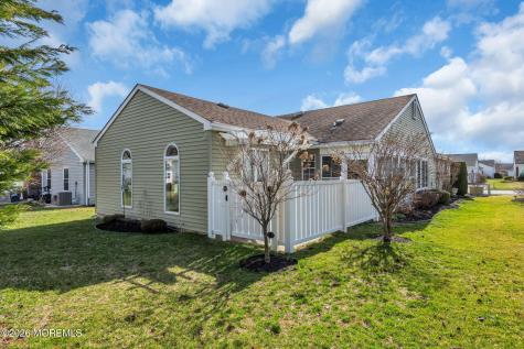 83 Mansfield Avenue Manchester NJ 08759