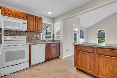 83 Mansfield Avenue Manchester NJ 08759