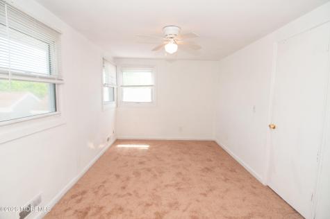 131 Veeder Lane Bayville NJ 08721