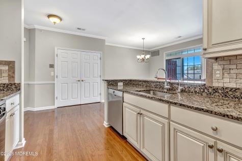 232 Sophee Lane Lakewood NJ 08701