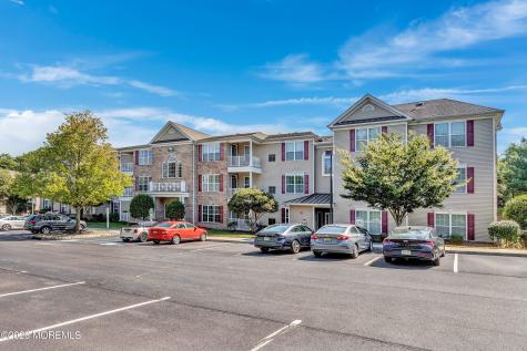 232 Sophee Lane Lakewood NJ 08701