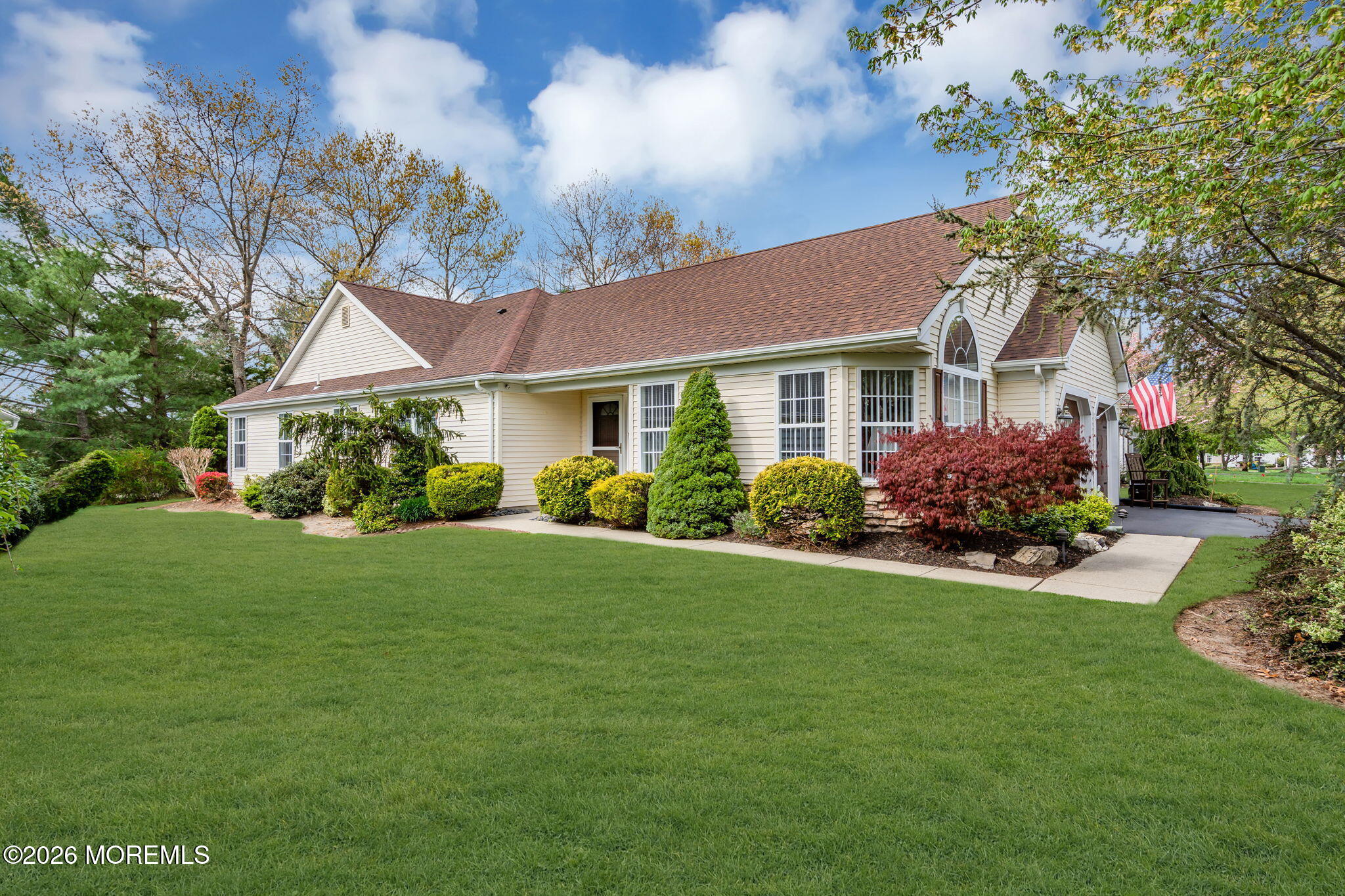 6 Pine Valley Road Lakewood NJ 08701