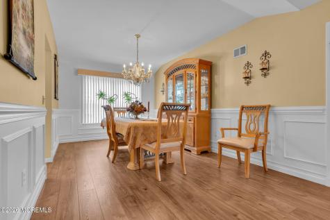 6 Pine Valley Road Lakewood NJ 08701