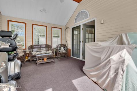 6 Pine Valley Road Lakewood NJ 08701