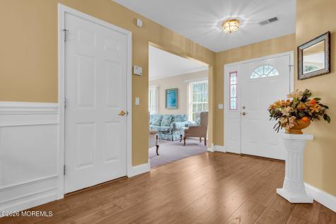 6 Pine Valley Road Lakewood NJ 08701
