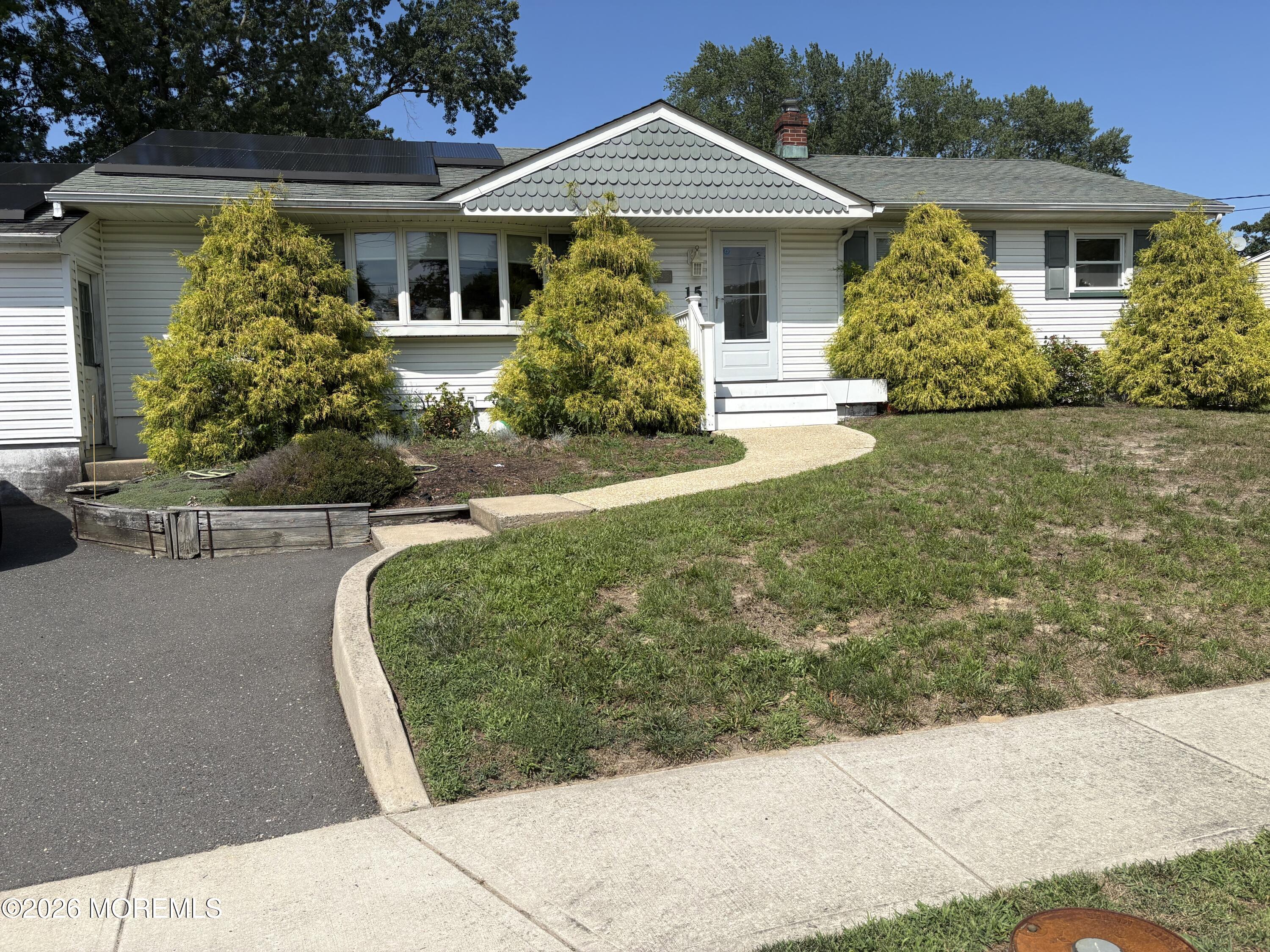 Howell NJ, 15 Lake Drive