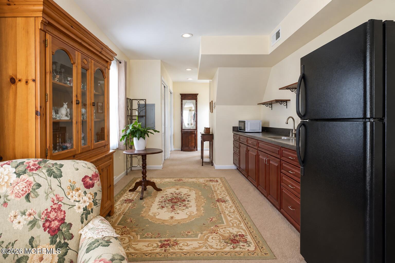 12 Mill Bend Road Hamilton NJ 08690