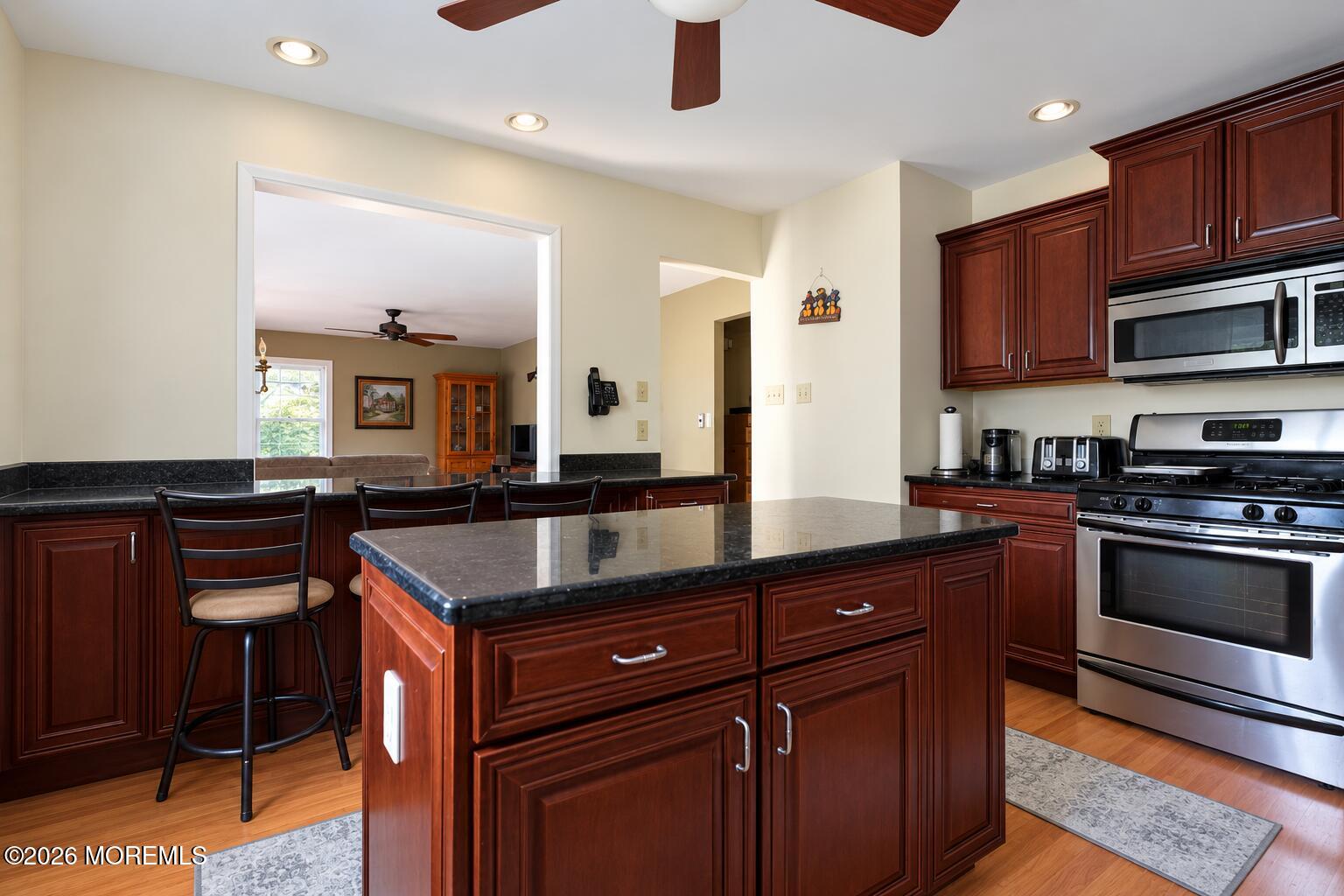 12 Mill Bend Road Hamilton NJ 08690