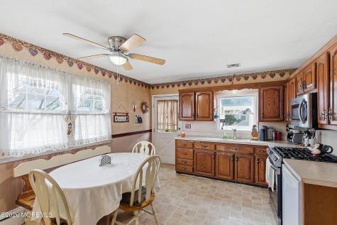 546 Princess Court Toms River NJ 08753