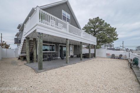 7 W Thames Road Little Egg Harbor NJ 08087