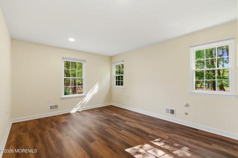5 Abbey Court Forked River NJ 08731