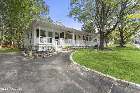 742 W Commodore Boulevard Jackson NJ 08527
