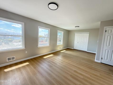 21 Queen Ann Road Brick NJ 08723