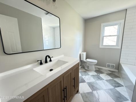 21 Queen Ann Road Brick NJ 08723