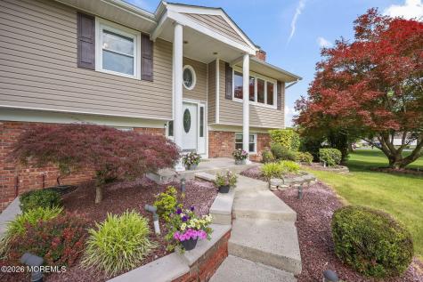 7 Saratoga Drive Manalapan NJ 07726