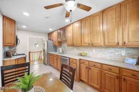 7 Saratoga Drive Manalapan NJ 07726
