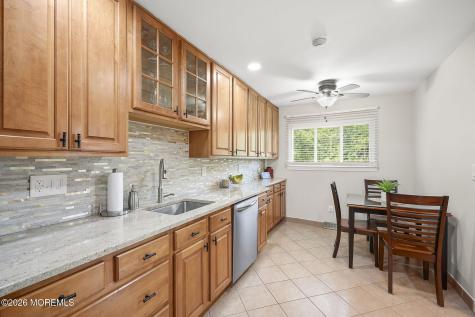 7 Saratoga Drive Manalapan NJ 07726
