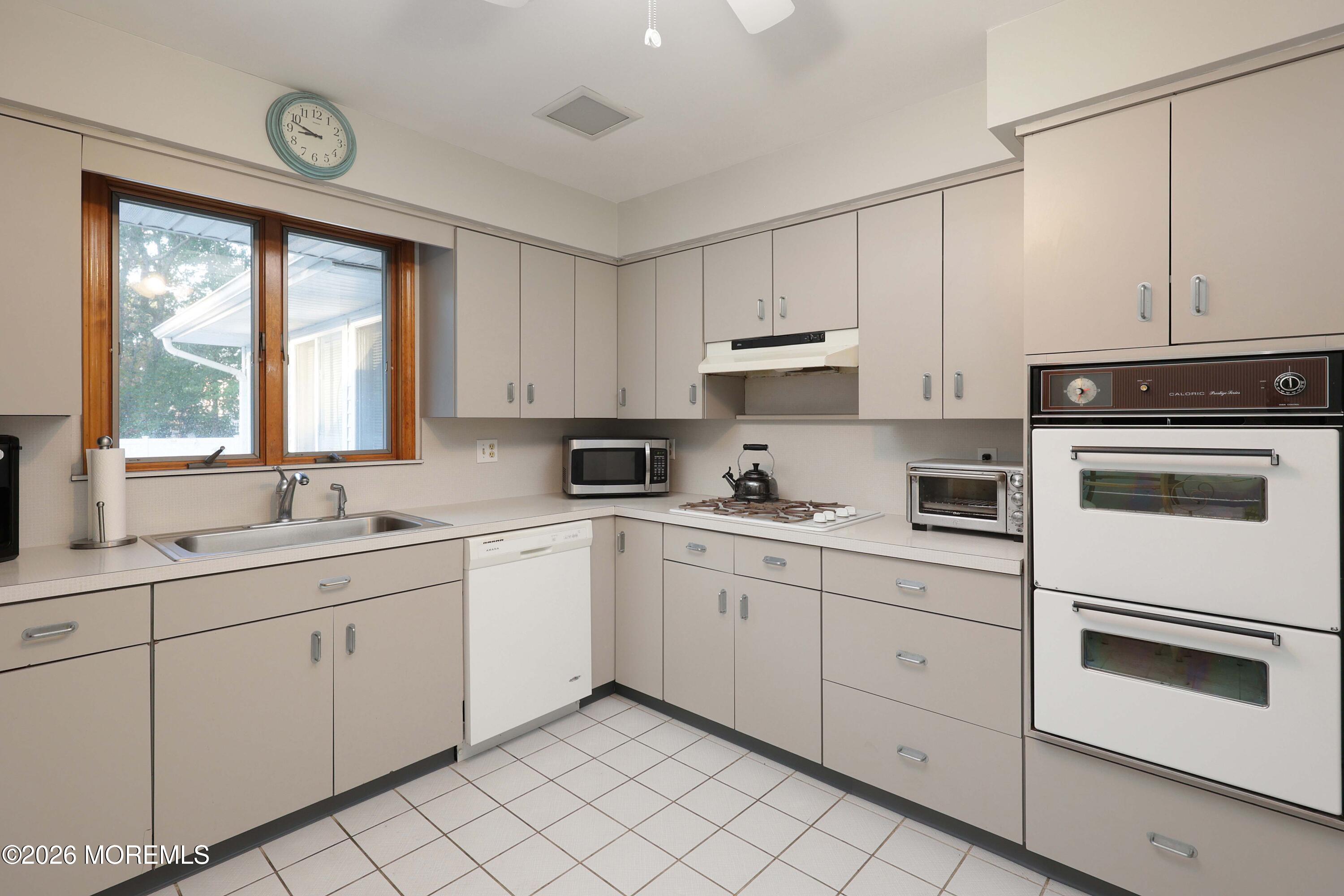 443 E Arverne Avenue Ocean Gate NJ 08740