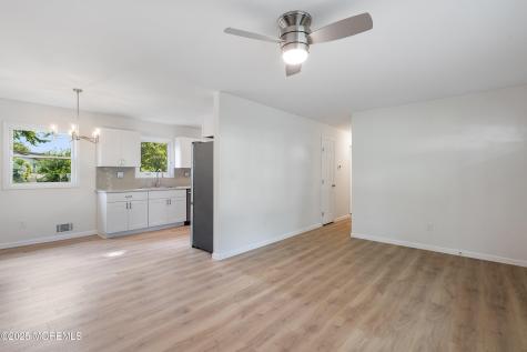 585 Fawn Drive Toms River NJ 08753