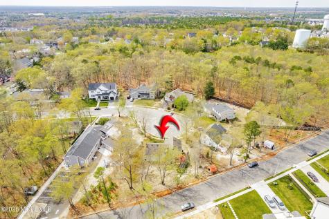937 Princewood Avenue Lakewood NJ 08701