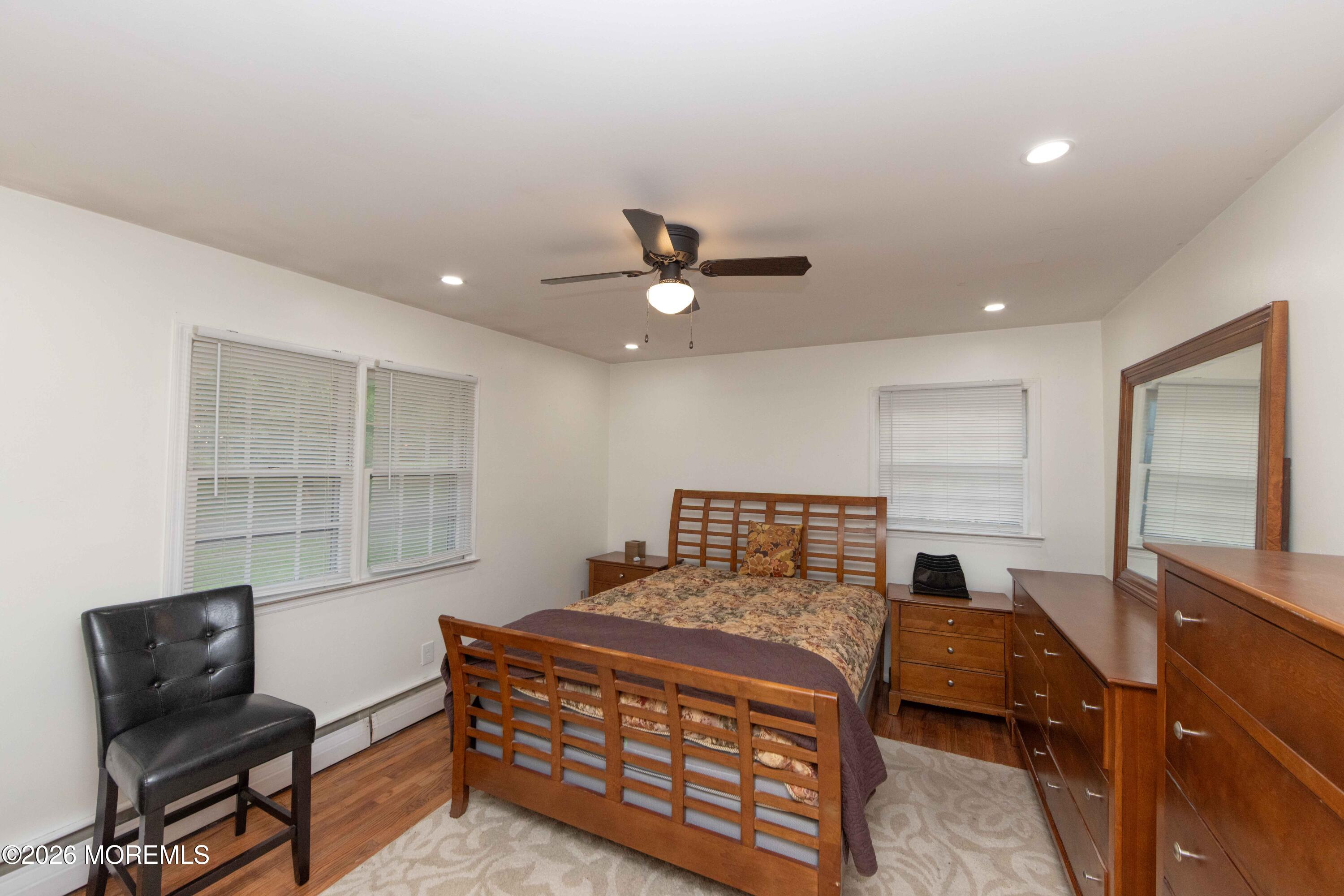 826 Bartlett Place Toms River NJ 08753