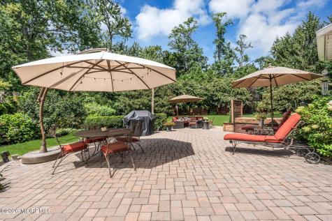 22 N Rivers Edge Drive Little Silver NJ 07739