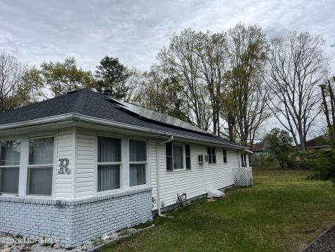 27 Mount Logan Lane Toms River NJ 08753