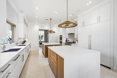 13 Johnston Street Oakhurst NJ 07755