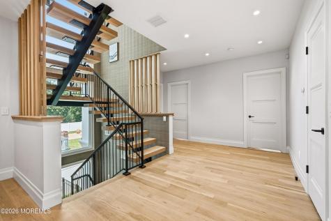 13 Johnston Street Oakhurst NJ 07755